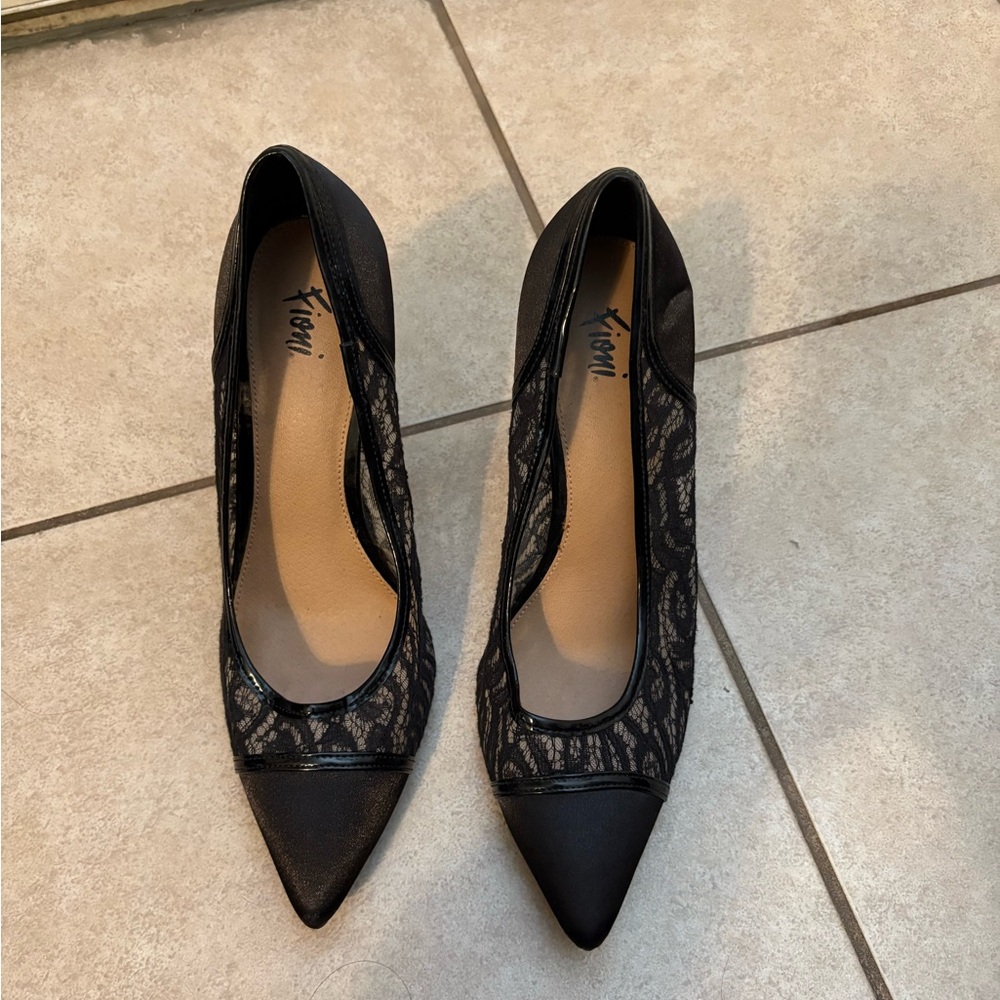 Stylish Black Lace Women's Shoes
